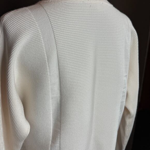 Truth by Republic Textured Knit Sweater Women’s Medium White Pullover Minimalist - Picture 4 of 7